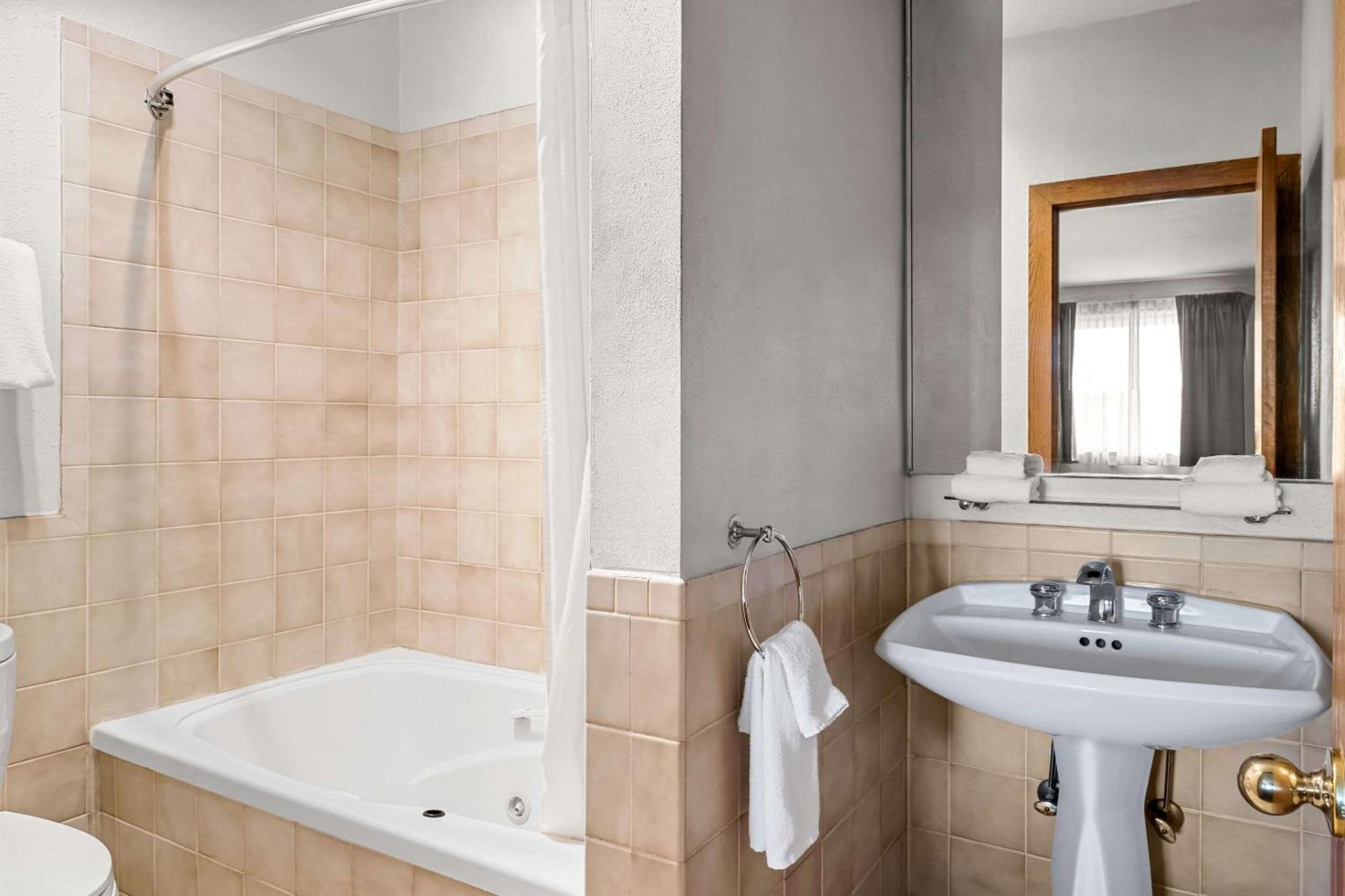 Rodeway Inn Billings Logan Intl Airport Near St Vincent Hospital מראה חיצוני תמונה