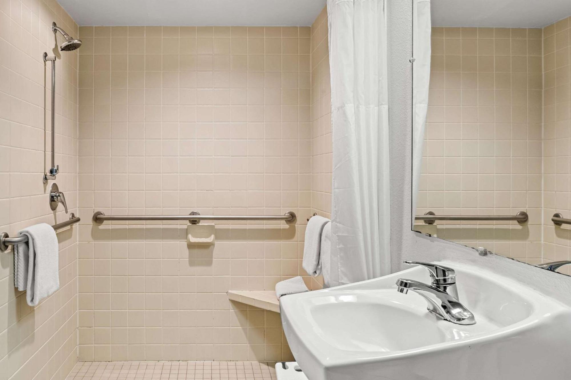 Rodeway Inn Billings Logan Intl Airport Near St Vincent Hospital מראה חיצוני תמונה